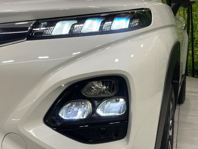 �yLED�w�b�h���C�g�z���V����ԑ��s�����ǍD�Ȏ��E���m�ۂ����S���ĉ^�]�ł��鍂�P�xLED�w�b�h���C�g�𑕔�!�_�����x�������A����d�͂��}�����Ă��܂��B