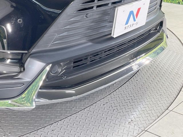 【モデリスタエアロ】人気のモデリスタエアロを装着!クルマの外観がよりスタイリッシュになり、街中で存在感あふれる1台に♪将来買い替える時にもリセールに影響しやすく、価値ある人気の装備です!