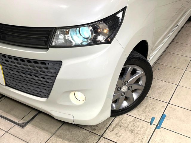 �yHID�w�b�h���C�g�z���ɖ��邭�O�����Ƃ炵�Ă����̂ŁA���V����Ԃ̑��s�������E�ǍD�ň��S���Ă���肢�������܂��B