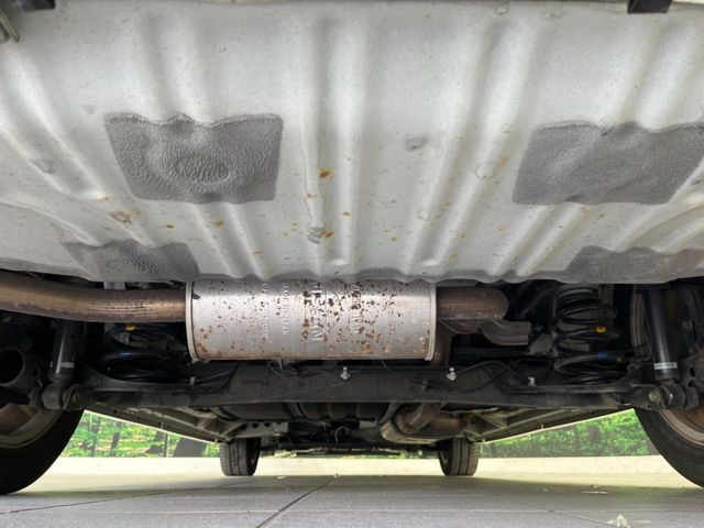 下回りがきれいなうちに、防錆加工の施工がオススメ。降雪地域はもちろん、沿岸部にお住いの方や、趣味でマリン・ウィンタースポーツをされる方にご好評いただいております。