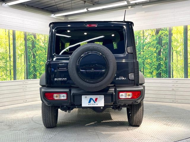 安心の最長10年・走行無制限保証(有償)をご用意。保証内容も充実はもちろん、無料点検&オイル交換や、年中無休の全国・24時間ロードサービスも付帯されておりますのでご安心下さい。