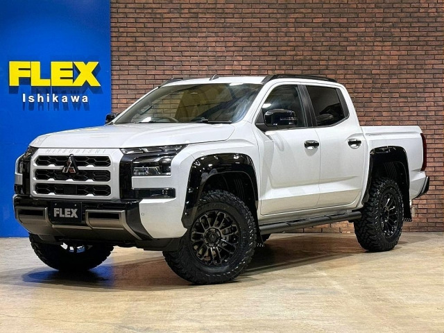 トライトン2.4 GSR ディーゼル 4WD