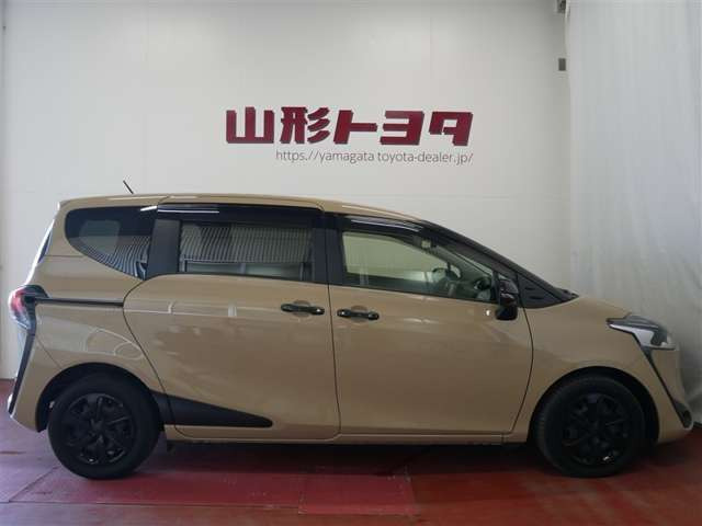 シエンタ1.5 ファンベース G グランパー