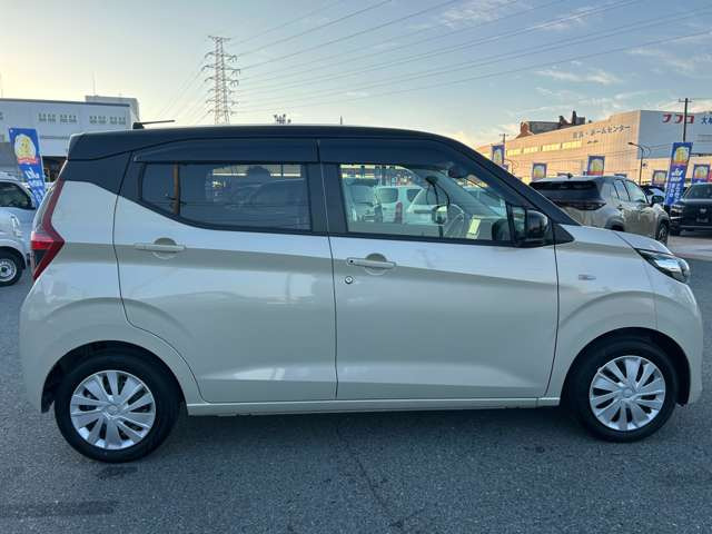 ���J�[�i�r�A�A���~�z�C�[���AHID���C�g���̃J�[�p�i��������舵���Ă��܂�������]������΂��Ђ����k����������