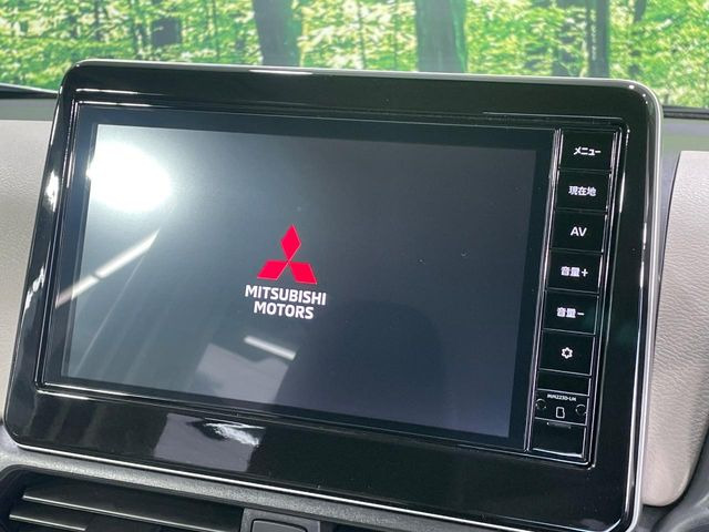 �y�����i�r�z�l�C�̏����i�r�𑕔����Ă���܂��B�i�r�̎g���₷���͂������A�I�[�f�B�I�@�\���[��!�L�����v�◷�s�͂������A�ʋ΂┃�����ȂǕ��i�̃h���C�u���y�����Ȃ�͂���