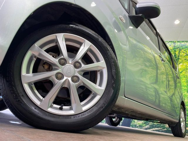 �y����14�C���`�A���~�z�C�[���z�O�ςɃ}�b�`���������A���~�z�C�[���𑕒����Ă���܂��B�e��ЊO�A���~�z�C�[����A�X�^�b�h���X�^�C�����戵�����Ă���܂��B���񂲑��k����������