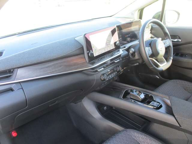 ノートオーラ1.2 G FOUR 4WD