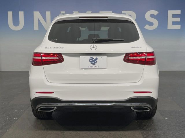 ●当店では第三者機関による車両品質鑑定を導入し、修復歴車を排除。鑑定書が発行されますので、ぱっと見ただけでは分からない箇所まで納得した上でご検討いただけます。※一部未実施の場合がございます。