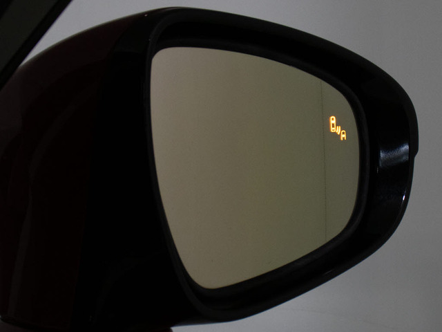 BSM(ブラインドスポット)モニター装備!死角の車の接近をお知らせしてくれる安全装備になります!