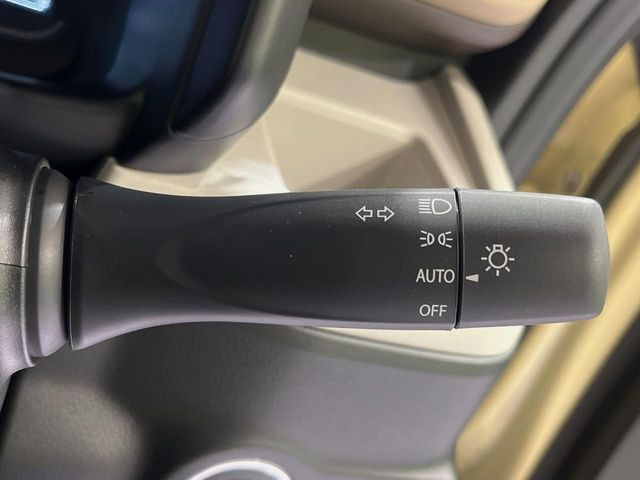 �y�I�[�g���C�g�z����̖��邳�ɉ����Ď����Ńw�b�h���C�g�̓_���E�������ł���@�\�ł�!���C�g�̕t���Y��E�����Y��Ȃǂ������Ȃ�A�J�̓���[���̑��s�����S!�g���l���ʉߎ����֗��ł��ˁ�