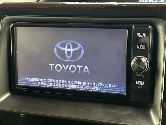 �y�����i�r�z�l�C�̏����i�r�𑕔����Ă���܂��B�i�r�̎g���₷���͂������A�I�[�f�B�I�@�\���[��!�L�����v�◷�s�͂������A�ʋ΂┃�����ȂǕ��i�̃h���C�u���y�����Ȃ�͂���