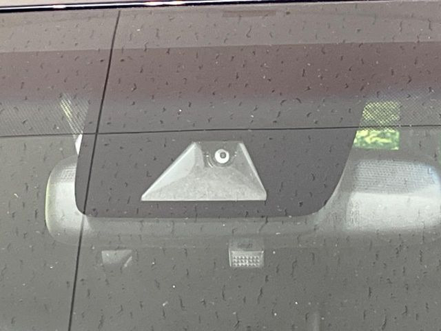 �y�g���^�Z�[�t�e�B�Z���X�z���s���ɑO���̎ԗ�����F�����A�Փ˂������Ȏ��͌x��ƃu���[�L�ŏՓˉ���Ɣ�Q�y�����A�V�X�g�B�����S�Ƀh���C�u�����y���݂��������܂��B