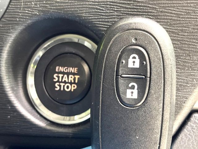 �y�L�[���X�X�^�[�g�V�X�e���z�J�o����|�P�b�g�ɓ��ꂽ�܂܂ł��h�A�̎{���E�������\�ȃX�}�[�g�L�[�𑕔��B�G���W���̃I���E�I�t�����J�M�����o���K�v����������Ƃ��Ă��֗��ł���