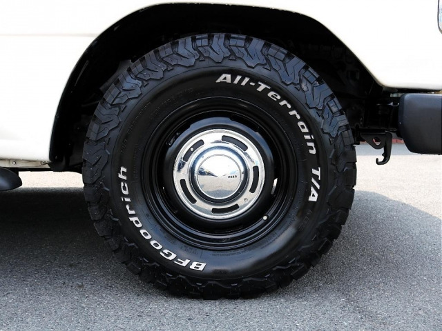 ランドクルーザー1004.7 VXリミテッド 4WD