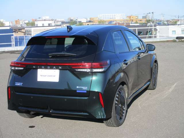 ノートオーラ1.2 G FOUR 4WD