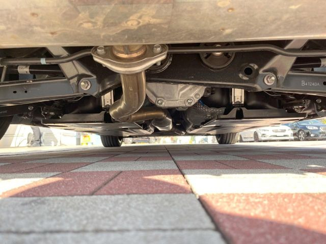 下回りがきれいなうちに、防錆加工の施工がオススメ。降雪地域はもちろん、沿岸部にお住いの方や、趣味でマリン・ウィンタースポーツをされる方にご好評いただいております。