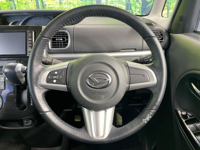 �y�����v�����X�e�A�����O�z�㎿�Ȋv���g�p���邱�ƂŁA��ɂ����������݂ƂĂ��^�]���₷���n���h���ł���