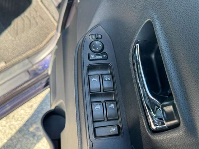 ���͂₢�E�����E���S�̎Ԍ��̑S���`�F�[���y�A�b�v���Ԍ��z�����X�ł����^�A�ǎw�薯�ԎԌ��H��𕹐݂��Ă��܂���