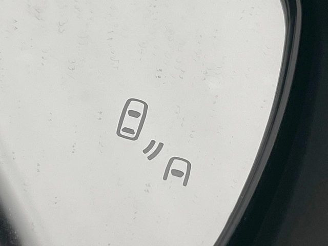 �y�u���C���h�X�|�b�g���j�^�[�z���s���A�h�A�~���[�̎��p�ɂȂ�₷���ӏ��Ɍ㑱�Ԃ��ڋ߂���ƃT�C�h�~���[�t�߂Ɍx����\���A�h���C�o�[�ɒ��ӊ��N�����Ă���܂��B