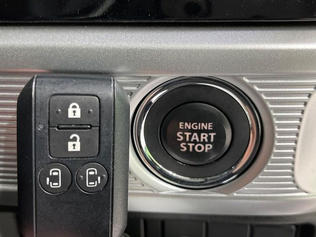 �y�L�[���X�X�^�[�g�V�X�e���z�J�o����|�P�b�g�ɓ��ꂽ�܂܂ł��h�A�̎{���E�������\�ȃX�}�[�g�L�[�𑕔��B�G���W���̃I���E�I�t�����J�M�����o���K�v����������Ƃ��Ă��֗��ł���