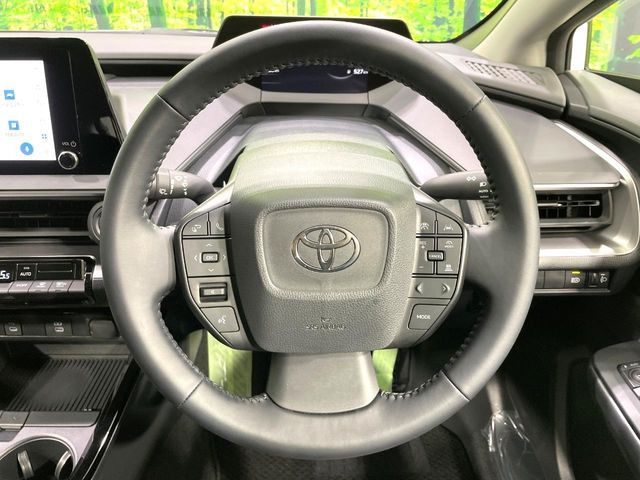 �y�����v�����X�e�A�����O�z�㎿�Ȋv���g�p���邱�ƂŁA��ɂ����������݂ƂĂ��^�]���₷���n���h���ł���