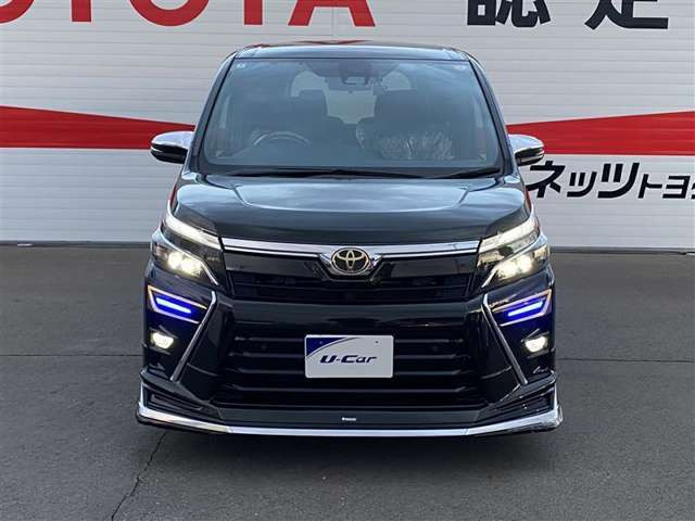 ヴォクシー2.0 ZS 煌II 4WD