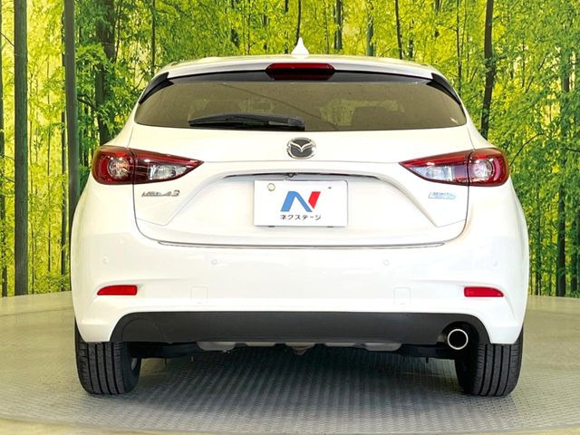 安心の最長10年・走行無制限保証(有償)をご用意。保証内容も充実はもちろん、無料点検&オイル交換や、年中無休の全国・24時間ロードサービスも付帯されておりますのでご安心下さい。