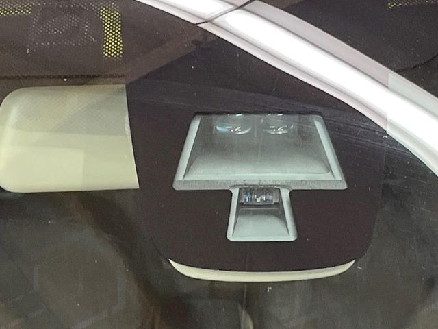 �y�X�Y�L �Z�[�t�e�B�T�|�[�g�z���s���ɑO���̎ԗ�����F�����A�Փ˂������Ȏ��͌x��ƃu���[�L�ŏՓˉ���Ɣ�Q�y�����A�V�X�g�B�����S�Ƀh���C�u�����y���݂��������܂��B