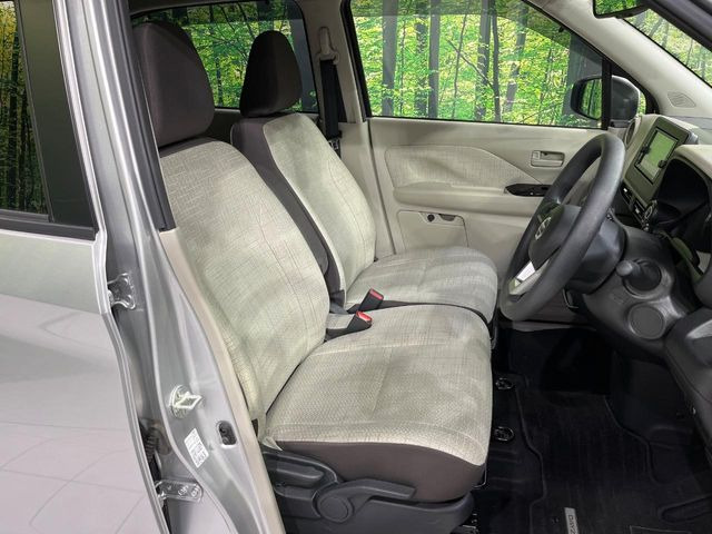 【シートヒーター】寒い日に重宝するシートヒーター!エアコンより早く温まってくれるので寒がりの人も安心ですね♪エアコンの温風は乾燥するから苦手、という方にもをおすすめです。