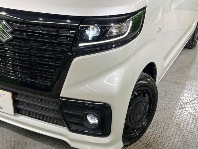 �yLED�w�b�h���C�g�z���V����ԑ��s�����ǍD�Ȏ��E���m�ۂ����S���ĉ^�]�ł��鍂�P�xLED�w�b�h���C�g�𑕔�!�_�����x�������A����d�͂��}�����Ă��܂��B