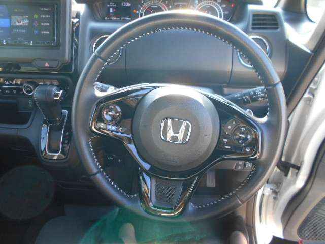 N-BOXカスタムL ターボ 4WD