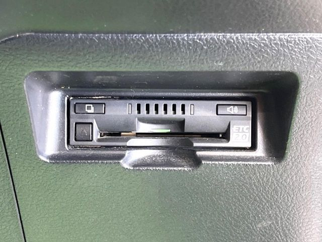 【ETC】高速道路の料金所をストレスなく通過!話題のスポットやサービスエリアに多い「スマートIC」利用時は必須のアイテムです。当店でセットアップを実施、ご納車当日からすぐにご利用いただけます!