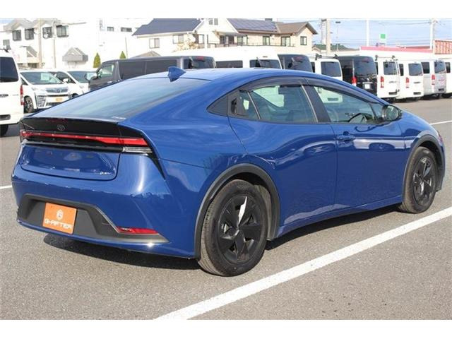 ���Ǝҗl�ւ̔̔��͂��f�肳���Ă��������܂��B �Ԍ������ԗ��̏ꍇ�́A�Ԍ����擾�������x�������z�ŕ\�����Ă���܂��B