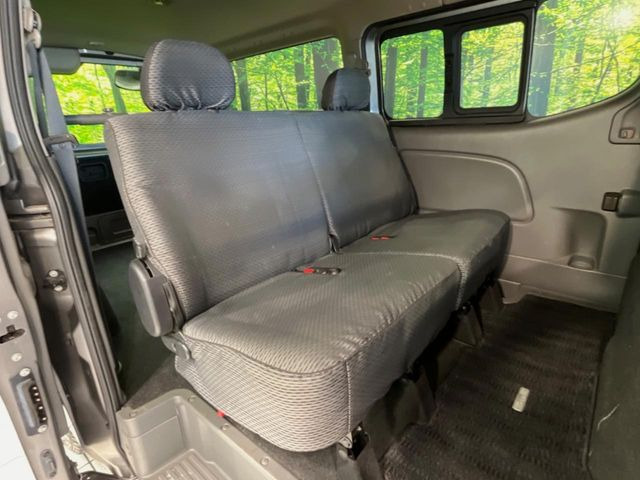 �L�X�Ƃ���2��ڃV�[�g�͋��Z���������A���S�n�����K!�F�B��Ƒ��Ƃ̂��o�����ɂ҂�����ł��B�x�r�[�V�[�g��`���C���h�V�[�g�g�p�������K�ɂ��߂�������������\���ȋ�Ԃ��m�ۂ��Ă��܂��B