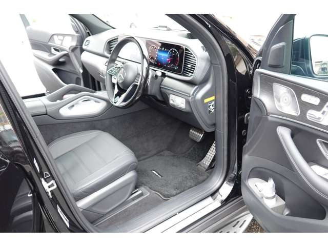 �w�b�h�A�b�v�f�B�X�v���C�E�u�����X�^�[�T�E���h�E����AMG���S����I�v�V�����t���A�}�b�g�B