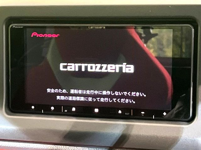 �y�i�r�Q�[�V�����z�g���₷���i�r�ŖړI�n�܂ł�������ē����Ă���܂��B�e��I�[�f�B�I�Đ��@�\���[�����Ă���A���Ԃ̉^�]������Ɋy�����Ȃ�܂�!!