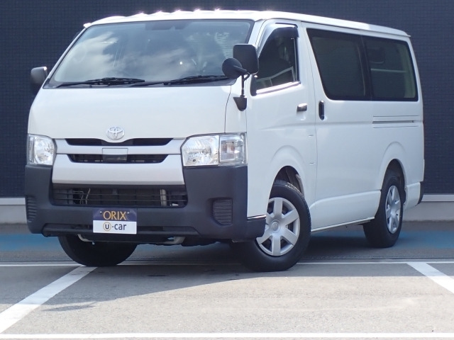 ハイエースバン