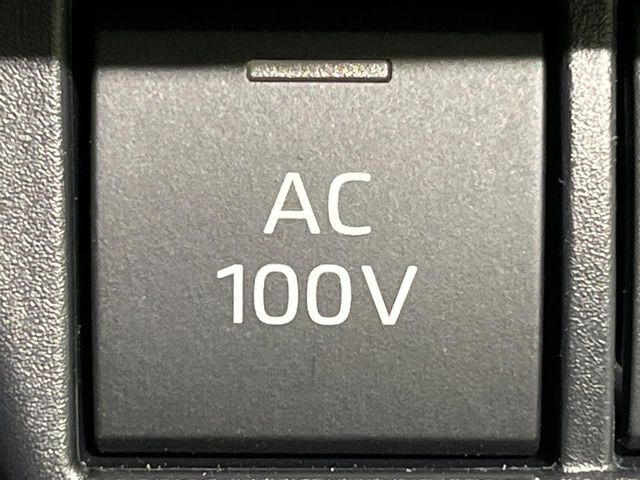 【アクセサリーコンセント】キャンプやスポーツ、アウトドアでのアクティビティはもちろん、災害・停電の際に助けにもなるAC100Vコンセントを装備♪ケータイやタブレット、ゲーム機器の充電にも♪