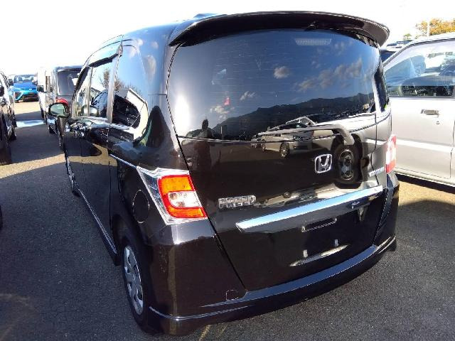 フリードスパイクハイブリッド1.5 ジャストセレクション