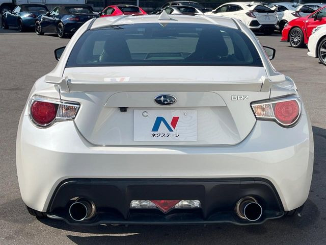 安心の最長10年・走行無制限保証(有償)をご用意。保証内容も充実はもちろん、無料点検&オイル交換や、年中無休の全国・24時間ロードサービスも付帯されておりますのでご安心下さい。