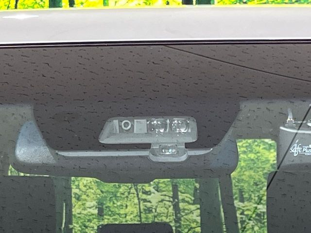 �y�O�He-Assist�z���s���ɑO���̎ԗ�����F�����A�Փ˂������Ȏ��͌x��ƃu���[�L�ŏՓˉ���Ɣ�Q�y�����A�V�X�g�B�����S�Ƀh���C�u�����y���݂��������܂��B