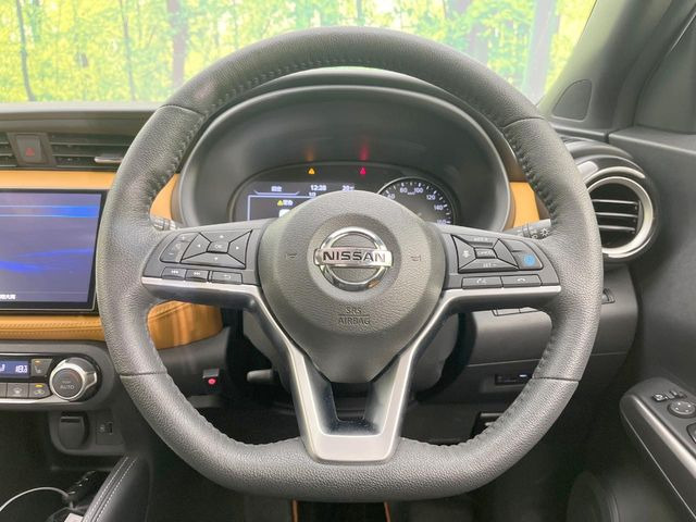 �y�����v�����X�e�A�����O�z�㎿�Ȋv���g�p���邱�ƂŁA��ɂ����������݂ƂĂ��^�]���₷���n���h���ł���