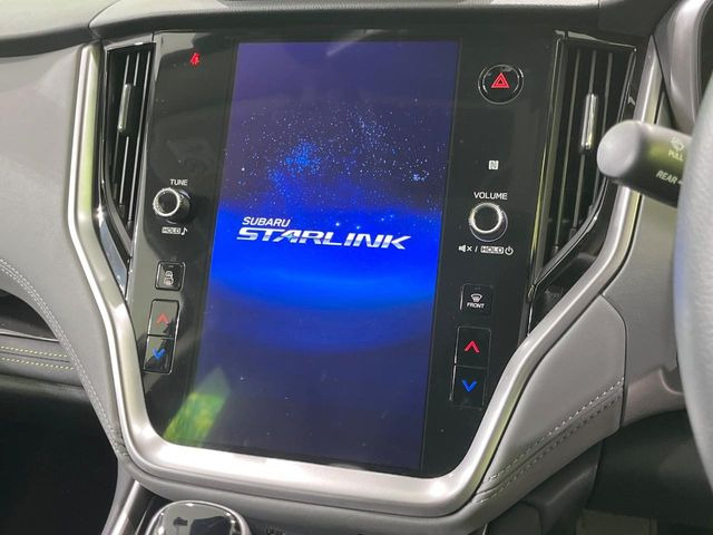 【11.6インチナビ】スマートフォン感覚で使用できる、インパクトのある11.6インチナビを装備!ナビやオーディオ操作はもちろん、各種車両情報もこの画面から確認・設定できます♪