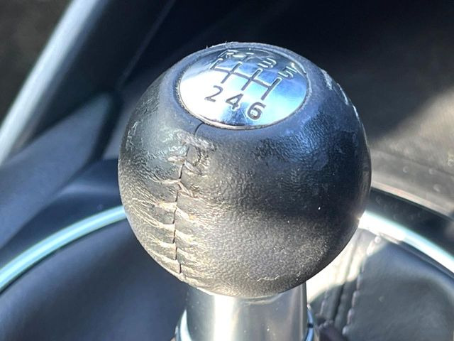 【フロア6速MT】走りの6速MT!!スポーティーな走行をお楽しみいただけます♪