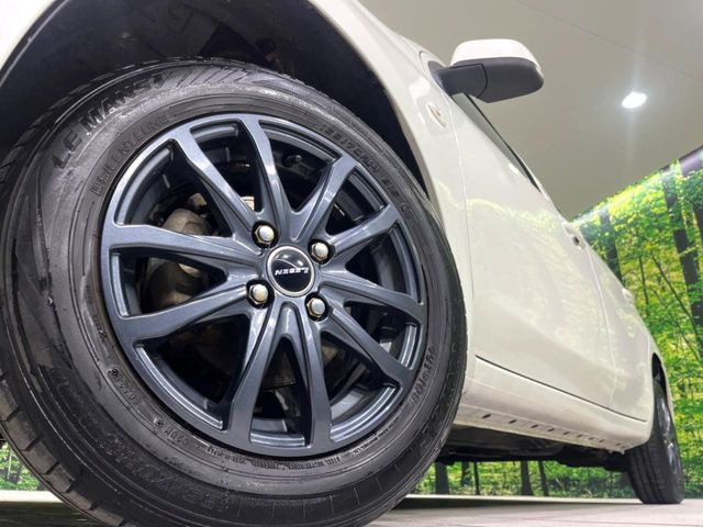 【14インチアルミホイール】外観にマッチしたアルミホイールを装着しております。各種アルミホイールや、スタッドレスタイヤも取扱いしております。是非ご相談ください♪