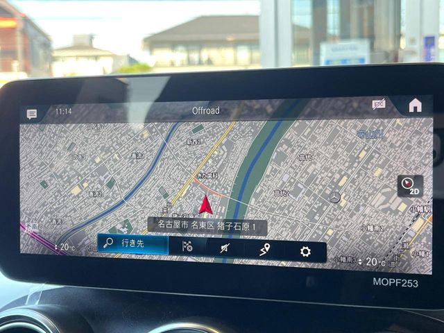 �������i�r:��̊��̂���i�r�́A����������ԓ������o���Ă���܂��BBluetooth�Đ��ȂǃI�[�f�B�I�@�\���[�����Ă���܂��̂ŁA�^�]�����y���߂܂���