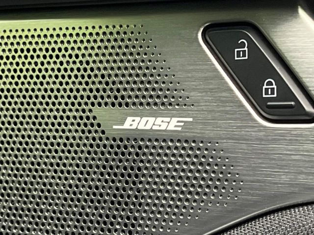 �yBOSE�T�E���h�V�X�e���z���[�J�[�I�v�V�����̍��i�ʃT�E���h�V�X�e���𓋍ځB��p�̃`���[�j���O���{���ꂽ�召�l�X�ȃX�s�[�J�[����ǎ��ȃT�E���h���t�ł��A�Տꊴ���ӂ�鉹����Ԃ����o���܂��B