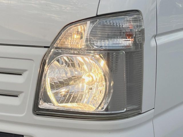 夜間や荒天時により良好な視界で安心な走行をご希望される方には【高輝度LEDヘッドライト】の取付がおすすめ!多くのお客様にご好評いただいております♪