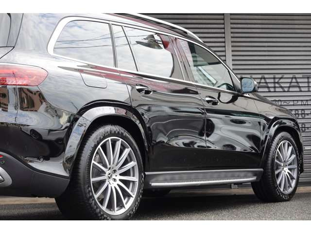 �C���~�l�[�e�b�h�����j���O�{�[�h(�h�A���b�N���b�N�������C���~�l�[�V�������_�����܂�)