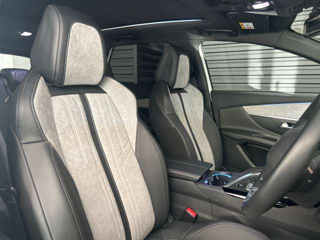 3008GT ハイブリッド4 4WD